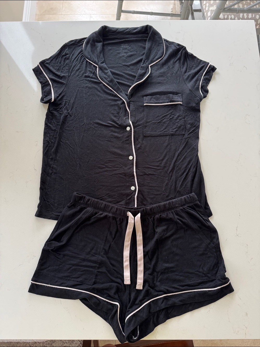 Stars Above Black Short Sleeve Pajama Set with Cream Trim 
Sz: M